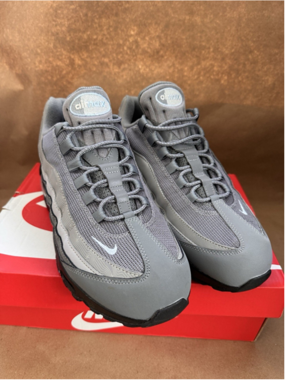 Nike Air Max 95 Cool Grey OG US MENS 10.5/WMNS 12 EUC IB7682 001 With Box